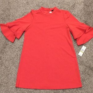 !!!Price drop!!! NWT Shift Dress w/Flared Sleeves